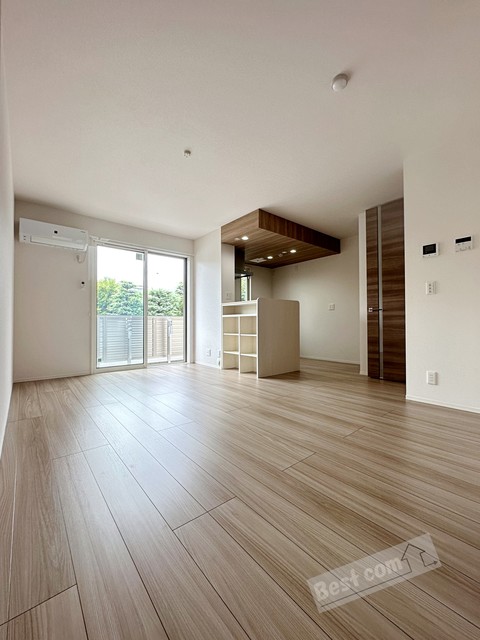 居室・リビング　エアコン付き♪