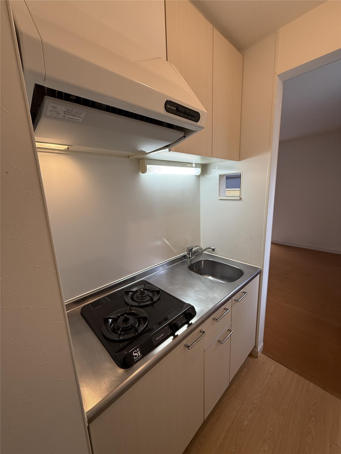 キッチン　写真は別部屋のもの(参考)