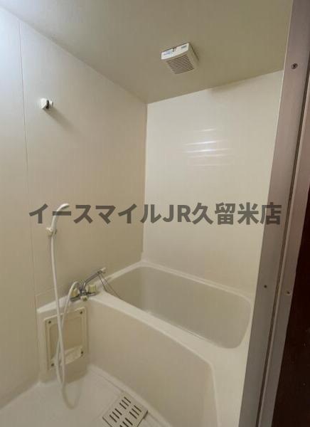 バス・シャワールーム　お風呂で日々の疲れを落としましょう