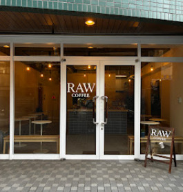 飲食店　RAW COFFEE（飲食店）まで132m