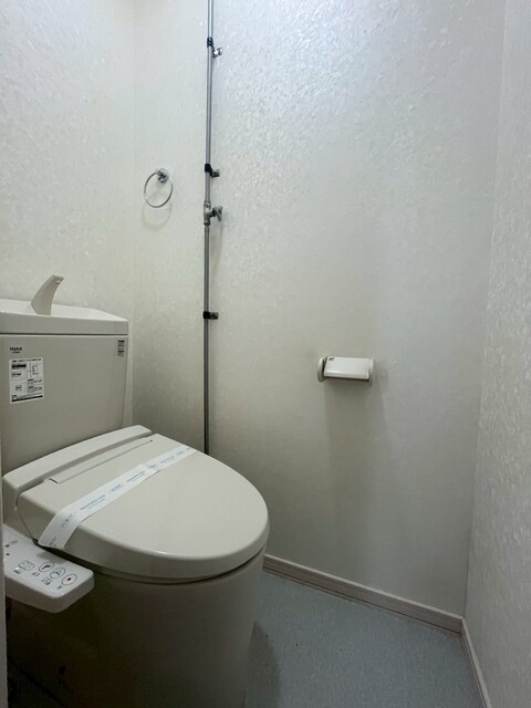 バス・シャワールーム　洗浄面座付きのトイレです！