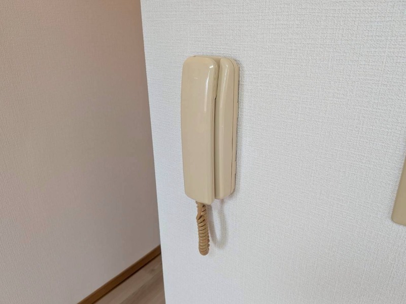 セキュリティ　インターホンは通話ができるので急な訪問があっても安心です。