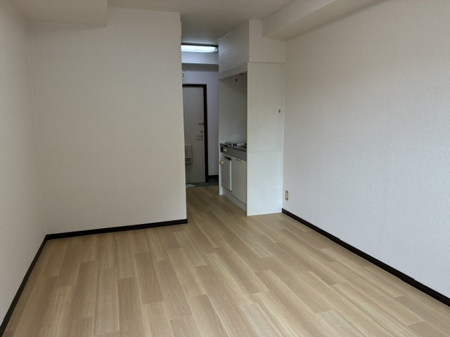 MSビルの居間写真