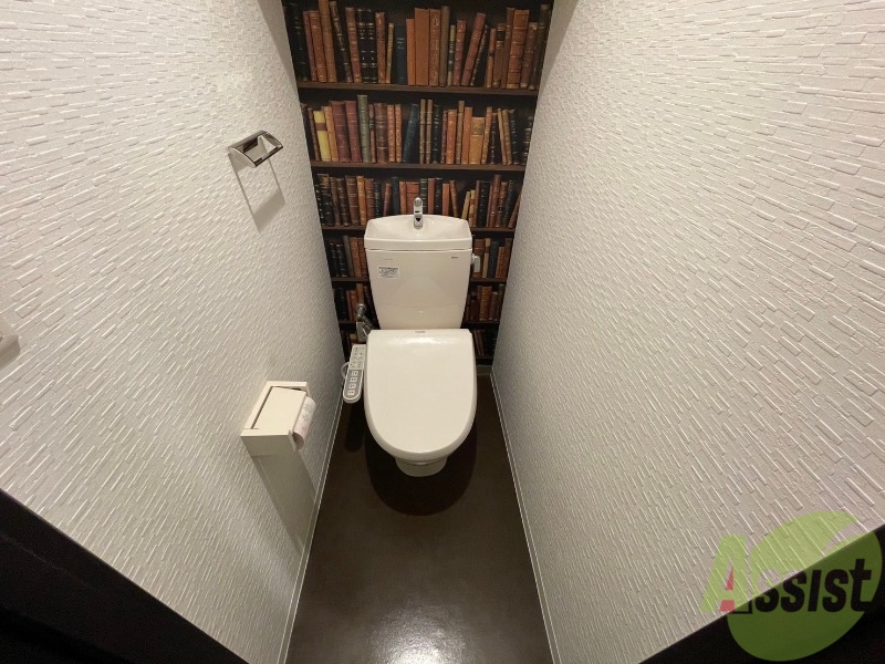 トイレ　こちらはトイレです。清潔感があり、安心して使用できます。