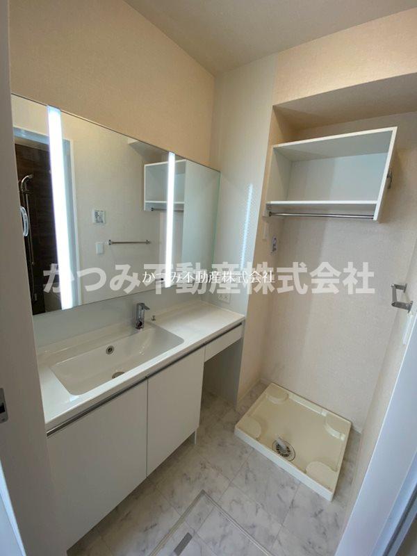 洗面設備　※他号室参考写真※