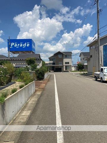 その他　前面道路（その他）まで0m