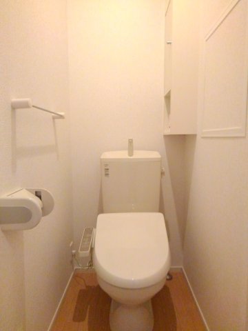 トイレ　トイレもきれいです