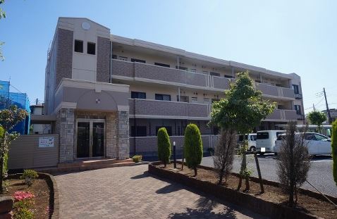 建物外観　大東建託施工、管理　”更新料なし、事務手数料22，000円”