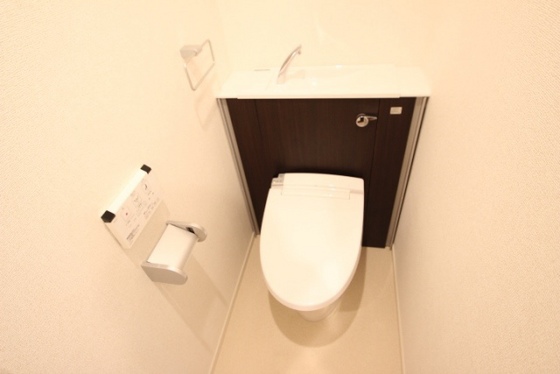 トイレ　※別部屋の写真です