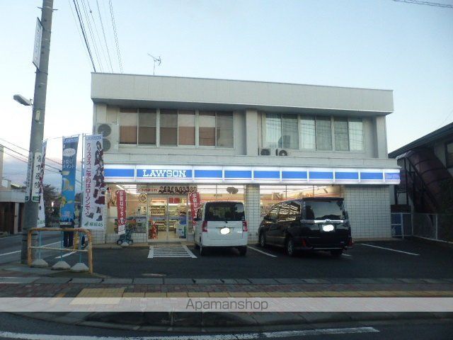 コンビニ　ローソン（コンビニ）まで671m
