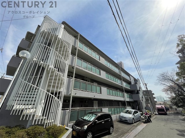 建物外観　TVモニター付きインターホンで安心♪