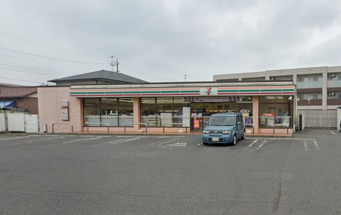 コンビニ　セブンイレブン 鎌ヶ谷道野辺中央4丁目店（コンビニ）まで895m