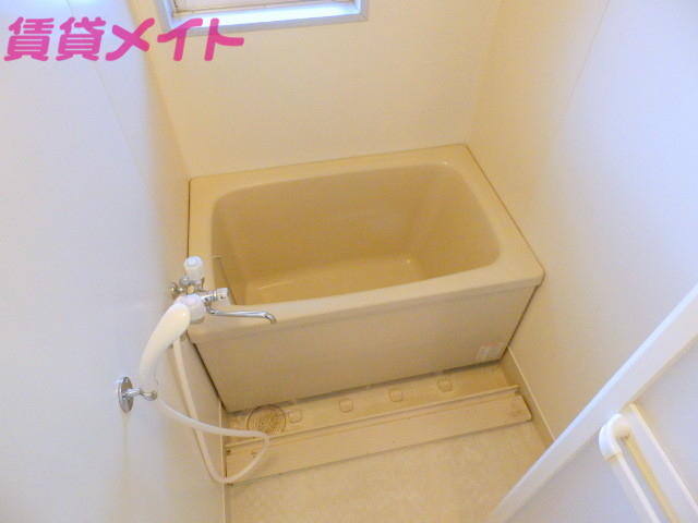 バス・シャワールーム　同型参考写真