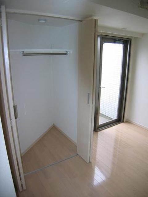 その他部屋・スペース　寝室