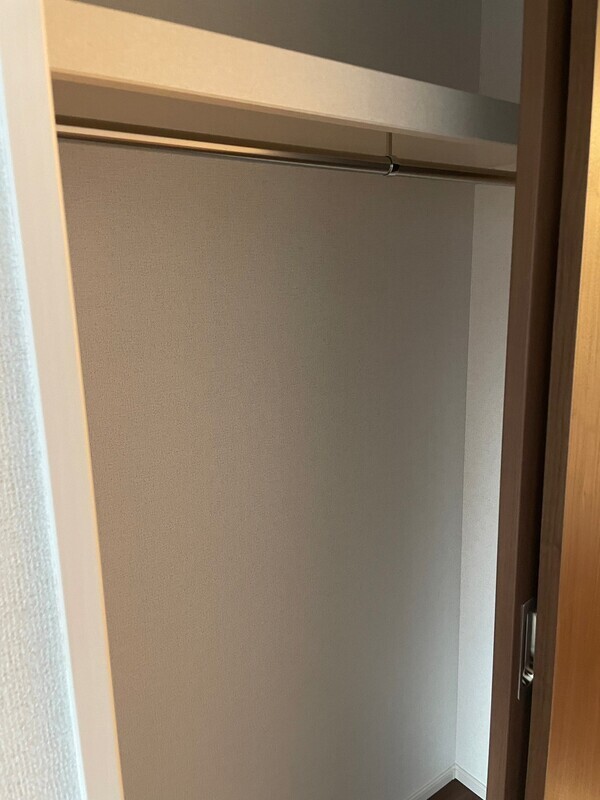 エストゥルースプラス田端の内装写真