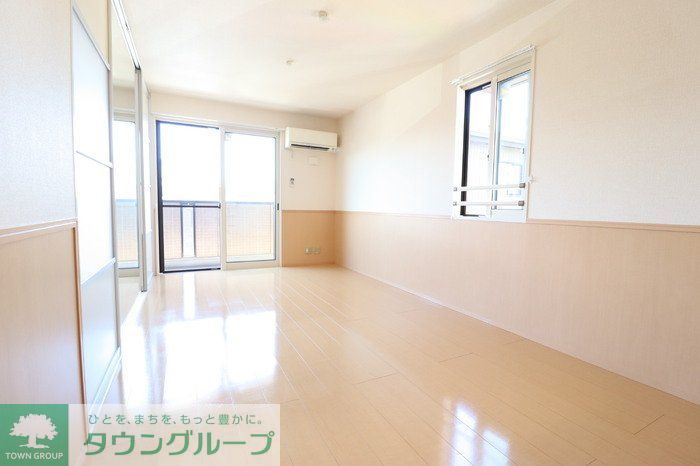 居室・リビング　※別号室参考写真です