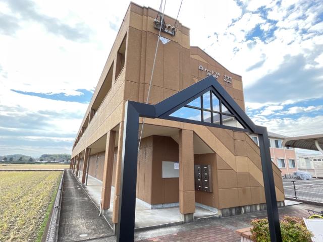 建物外観　外観写真（昼） ※現況優先。