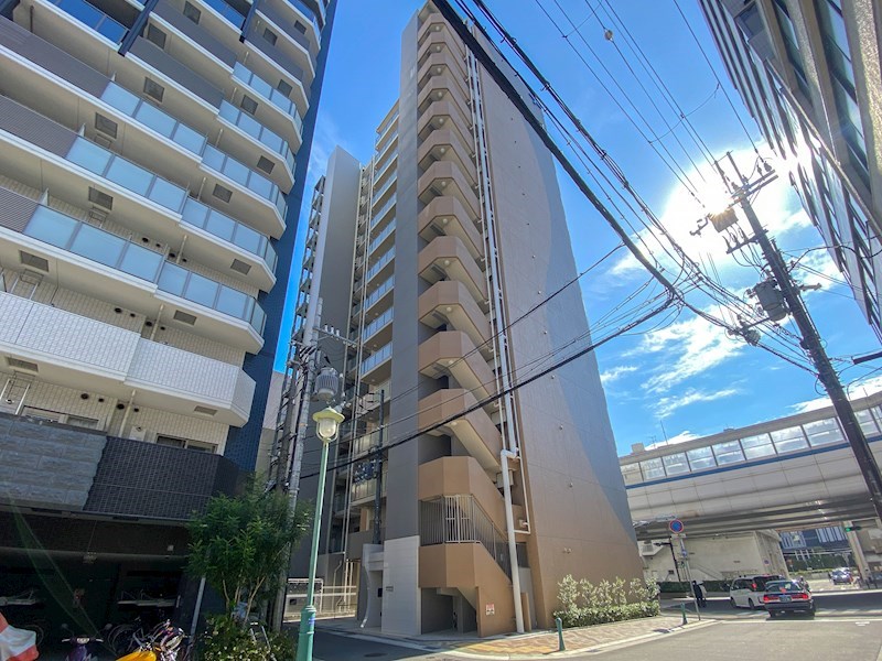 セレニテ神戸元町プリエの外観写真