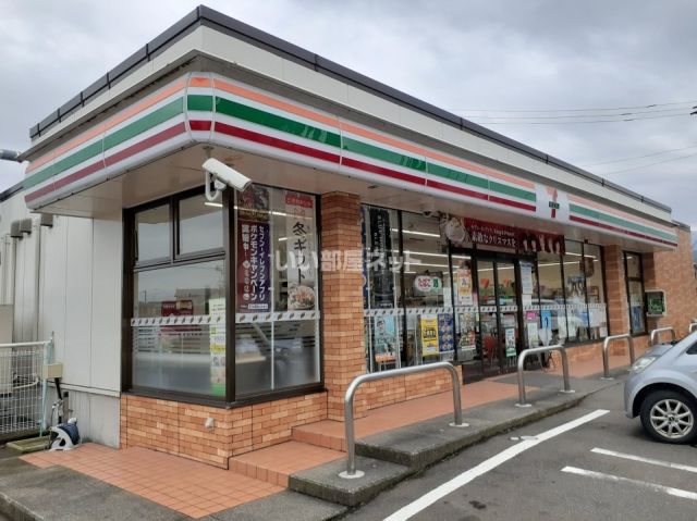 コンビニ　セブンイレブン 糸魚川高校前店（コンビニ）まで2118m