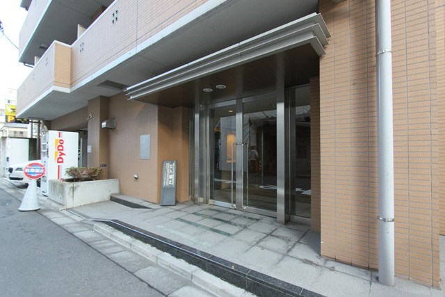 エントランス　エントランス