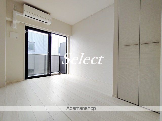 SHOKEN Residence横浜天王町の居間写真