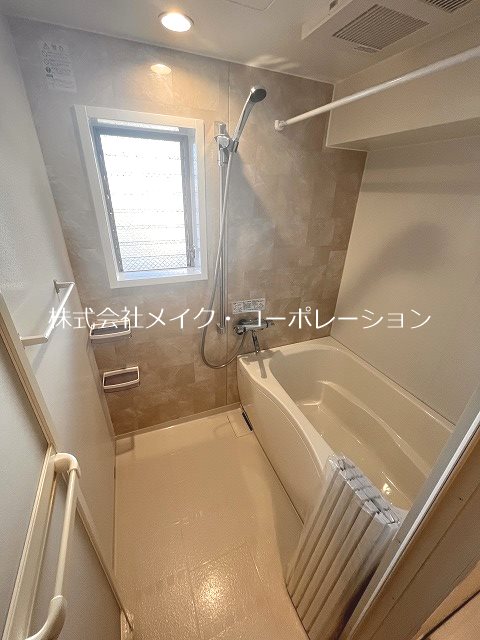 バス・シャワールーム　リノベーション工事中の為、別部屋写真を添付