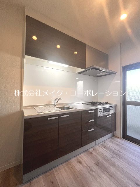 キッチン　リノベーション工事中の為、別部屋写真を添付