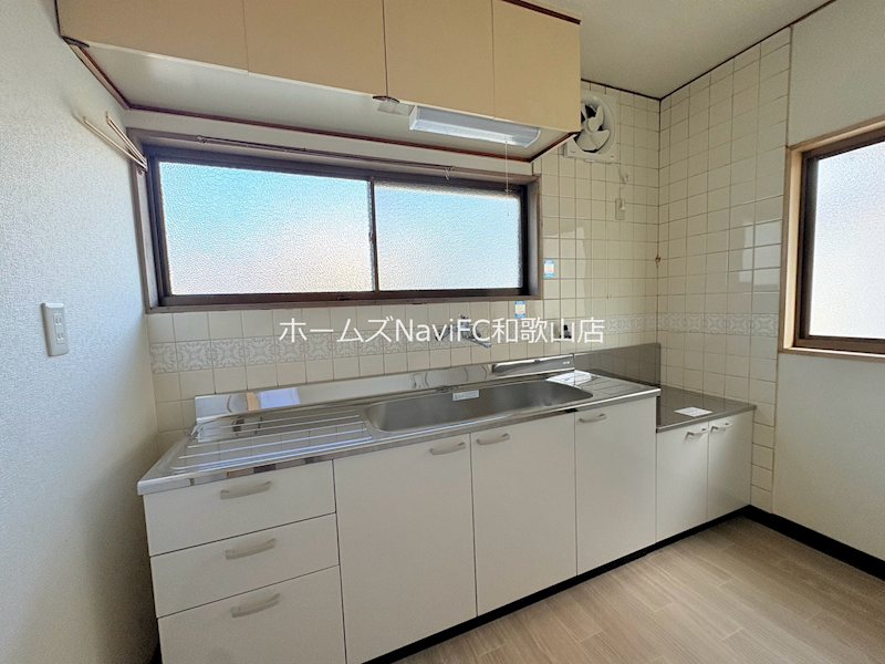 岩出市川尻戸建てのキッチン写真