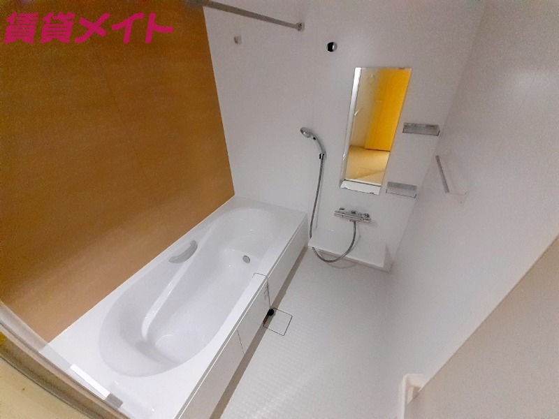 バス・シャワールーム　同型画像参考