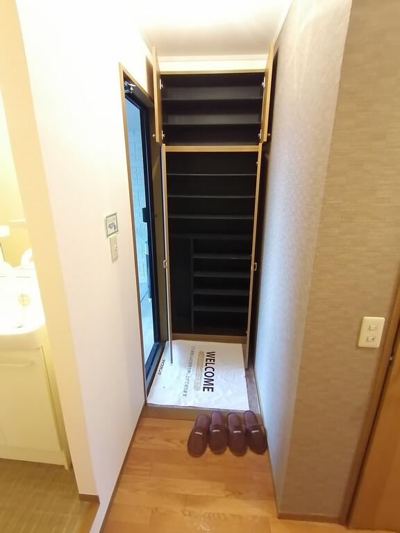 ディアコート加茂Aの玄関写真