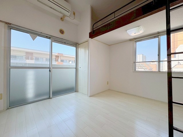 新大阪OMパレスの内装写真