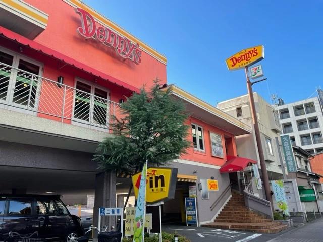 飲食店　デニーズ黒川店（飲食店）まで526m