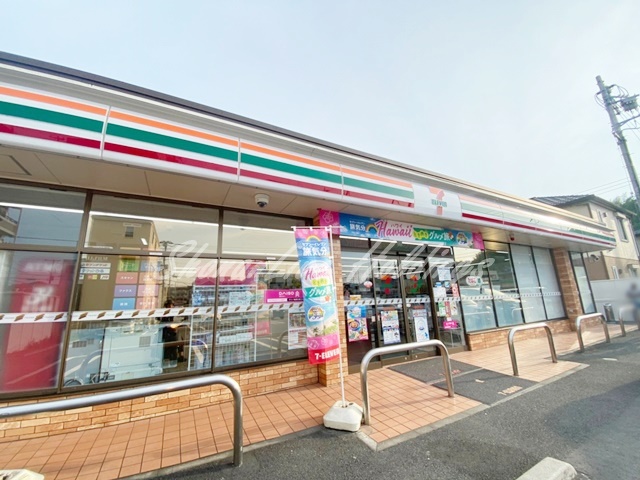 コンビニ　セブンイレブン 厚木戸室南店（コンビニ）まで373m