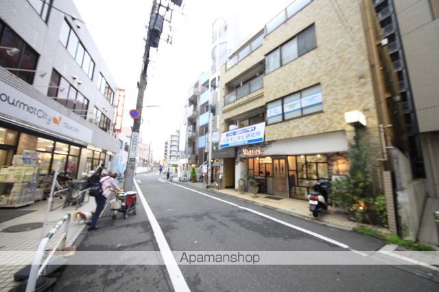 スーパー　京王八王子ショッピングセンター（スーパー）まで264m