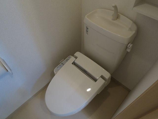 【グランボヌールIのトイレ】