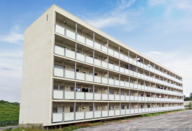 米子市永江のマンションの建物外観