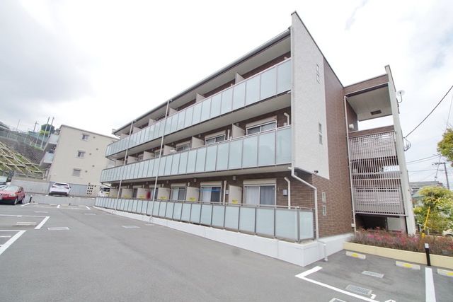 神奈川県厚木市戸室２（マンション）の賃貸物件の外観