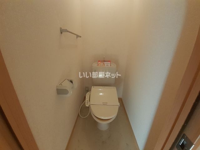 【カーサ・リベルテ　Ａのトイレ】