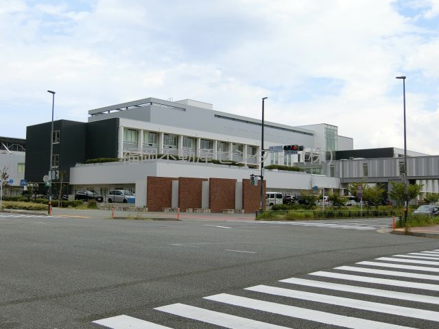 【福岡市東区香椎照葉のマンションの小学校】