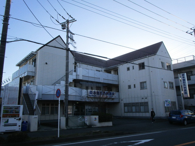 厚木市愛甲のマンションの建物外観