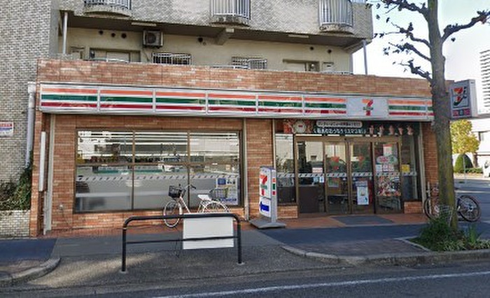 コンビニ　セブンイレブン 名古屋内山2丁目店（コンビニ）まで217m