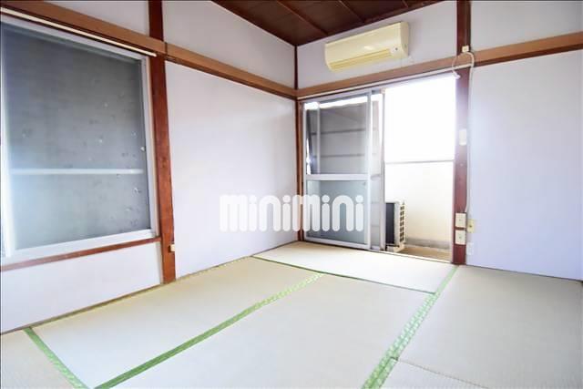 居室・リビング　風通しのいい和室です。