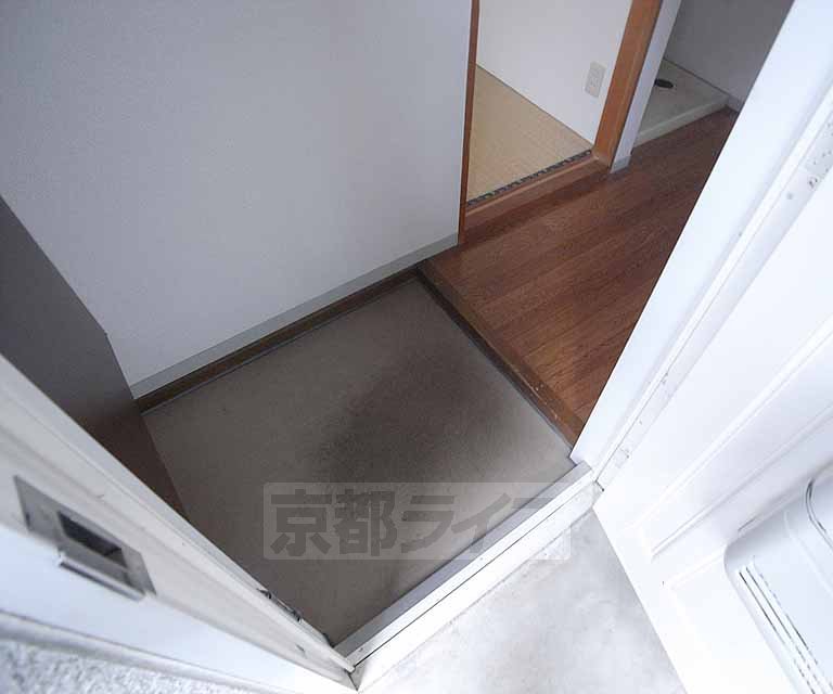 玄関　充分な広さです