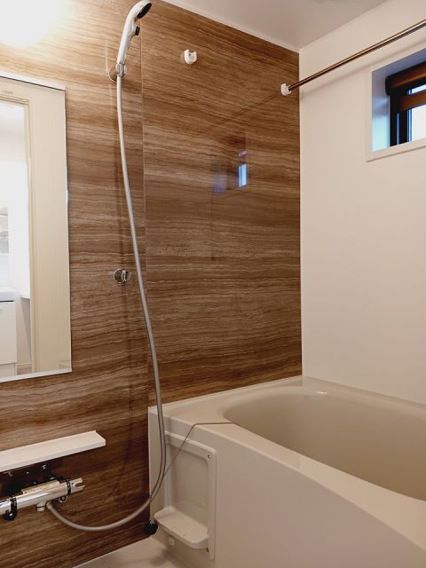 バス・シャワールーム