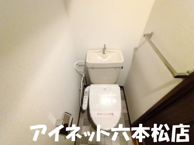 トイレ　ゆったり空間。