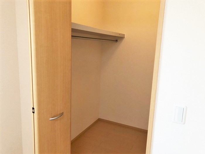 収納　ウォークインクローゼット