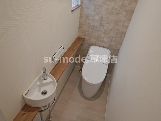 トイレ　清潔感のあるトイレです