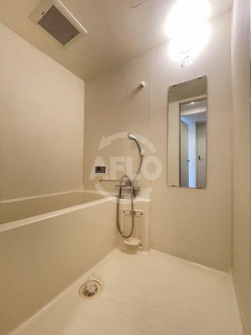 バス・シャワールーム　アーデンタワー立売堀　バスルーム