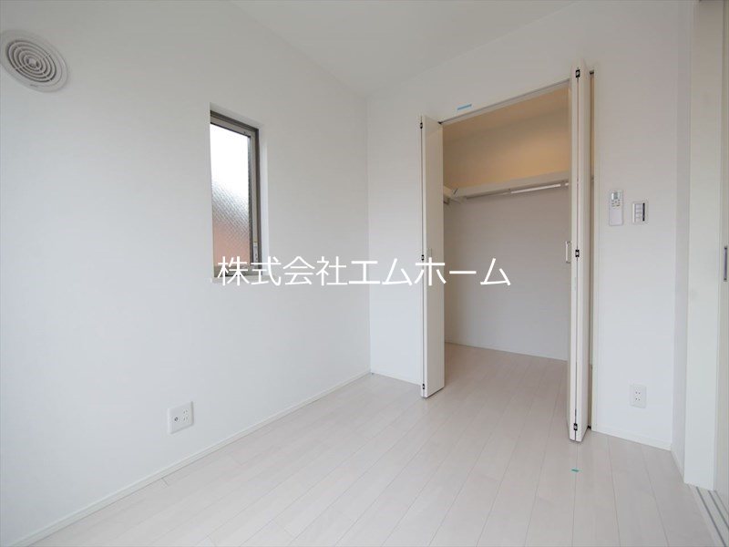 収納　クローゼット付（収納充実してます）同型写真