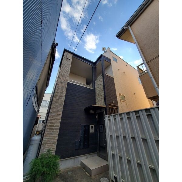 建物外観　外観　デザイナーズ　光インターネット無料